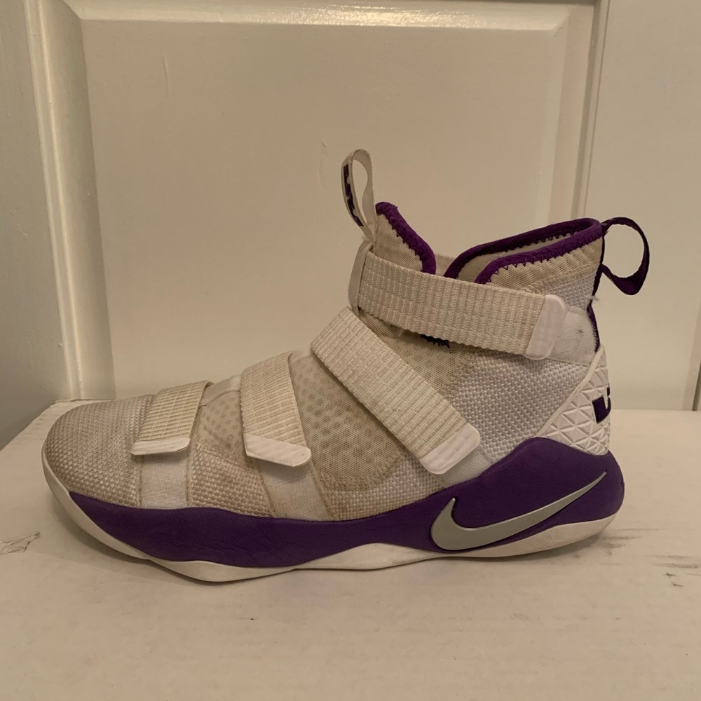 Lebron - Picture 5 of 7